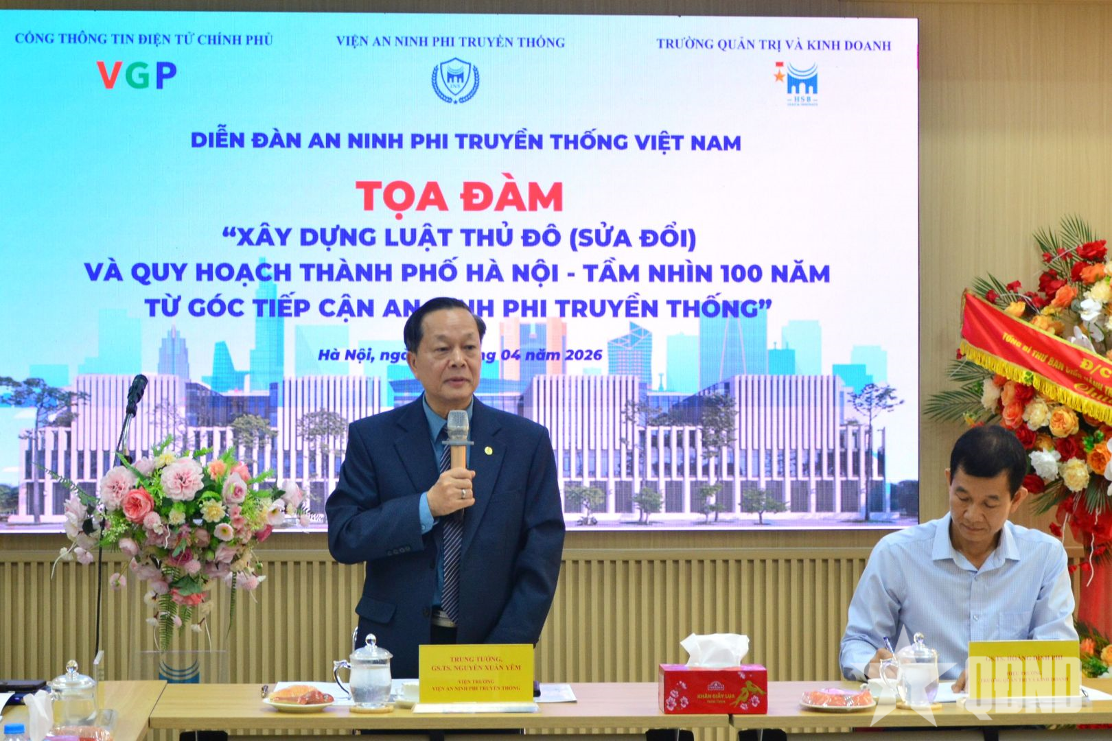 Tọa đàm về xây dựng Thủ đô Hà Nội phát triển hiện đại, văn hiến, sáng tạo, hạnh phúc